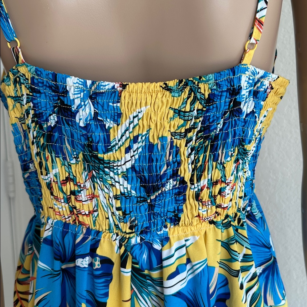 Floral Tropical Maxi Dress Smocked Back Flowy Size M - Picture 5 of 13